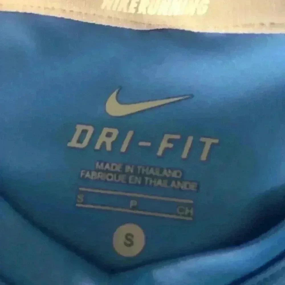 Nike Run blue Dri fit workout shirt sz S